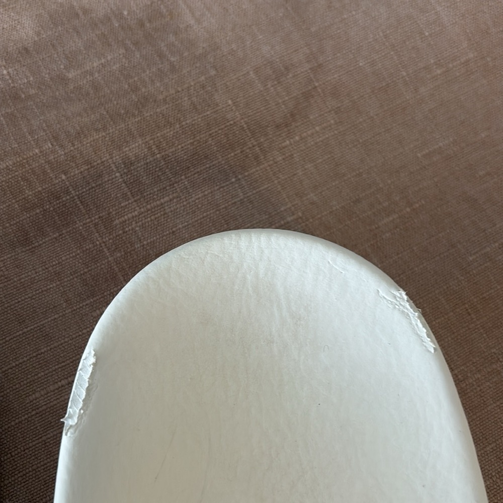 Shoes - Picture 3 of 4